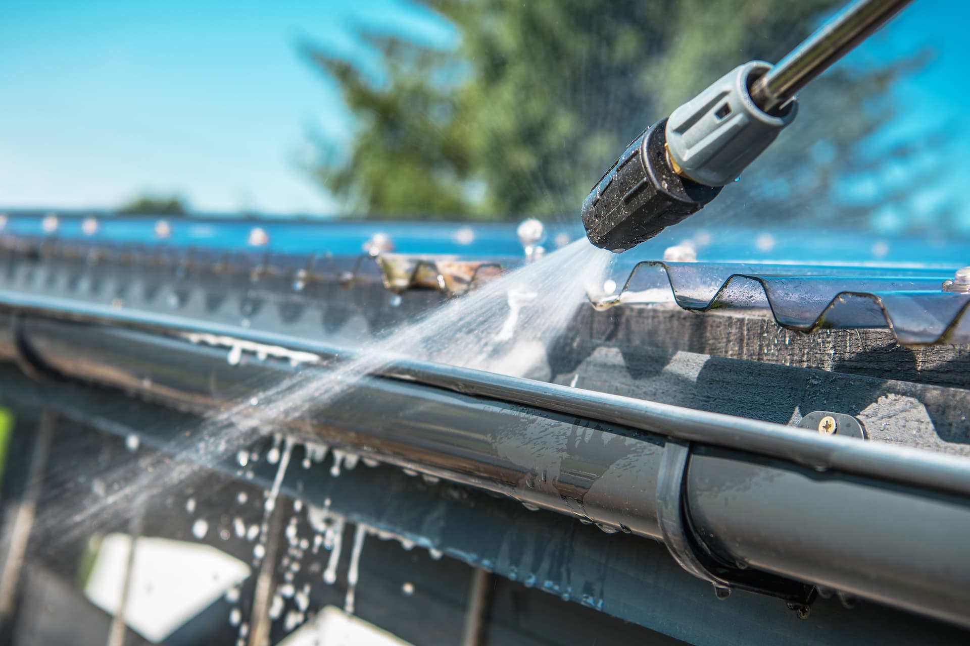 Quality Gloucester Roof Cleaning & Coating contractors